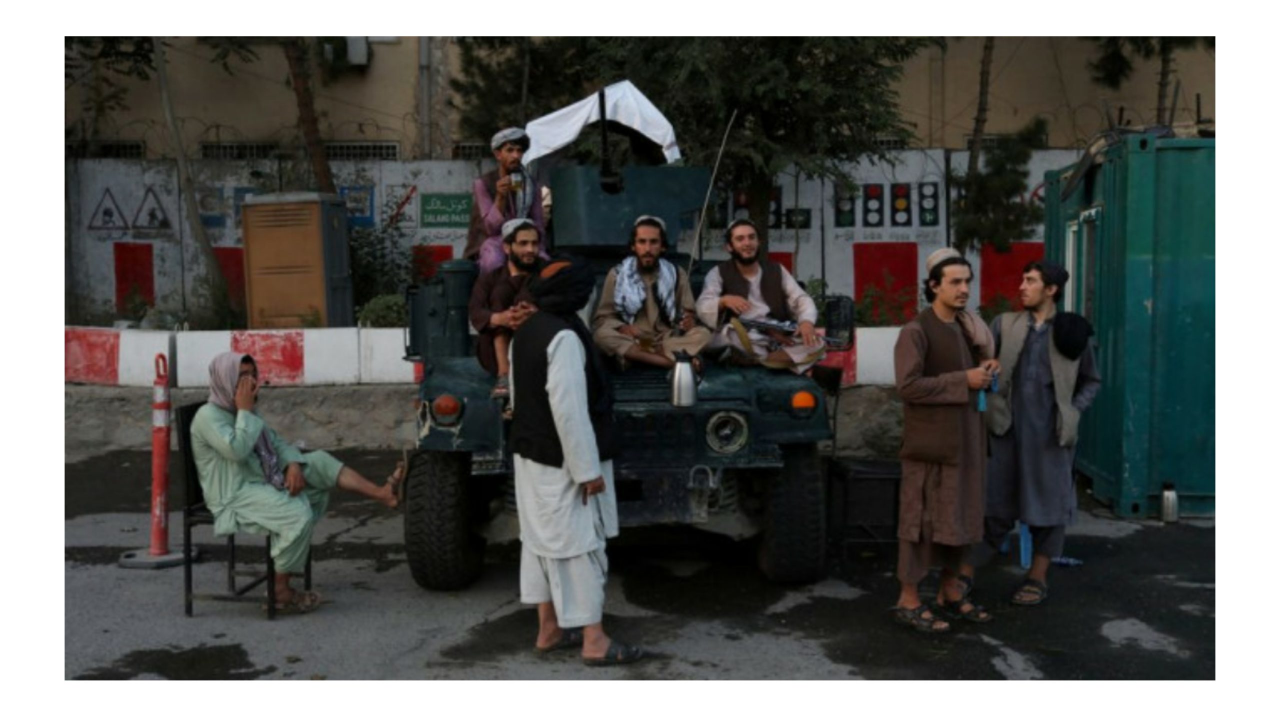 আফগানিস্তানে তালেবানের অর্থনীতির ভিত্তি কোথায় ?