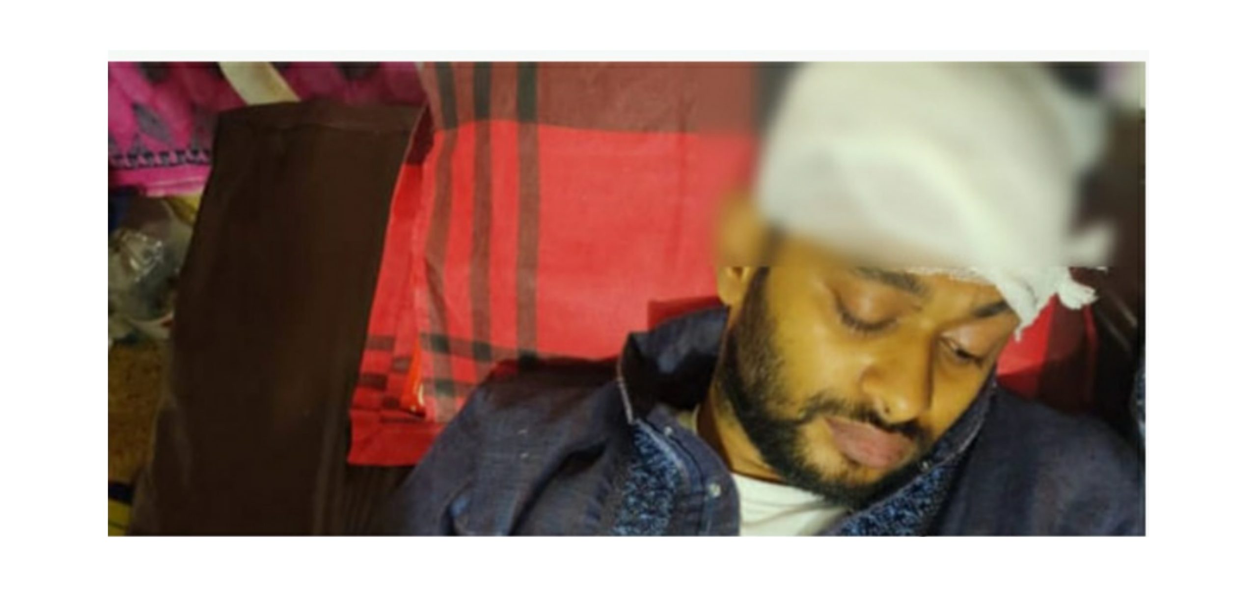 মহসিন কলেজে  স্বাধীনতা দিবসের অনুষ্ঠানে ছাত্রলীগ  নেতা পলাশের মাথা ফাটালেন প্রতিপক্ষ