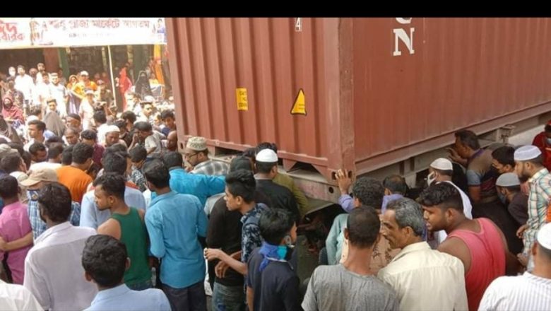 বন্দরটিলায় লরির চাপায় বাবা ছেলের মৃত্যু