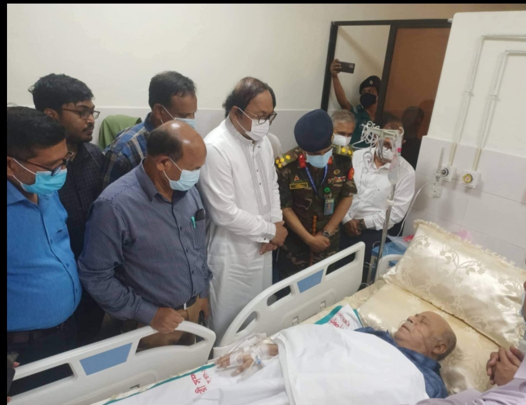 সাবেক খাদ্যমন্ত্রী কামরুল ডায়রিয়ায় আক্রান্ত  হয়ে হাসপাতালে ভর্তি