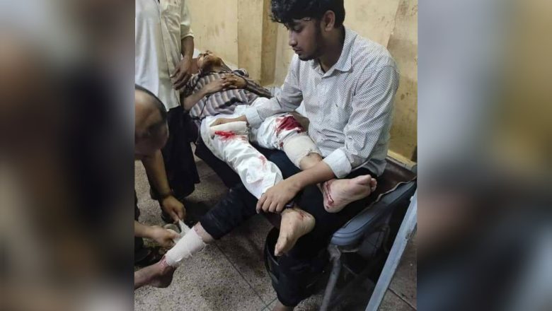 আনোয়ারায় স্বতন্ত্র প্রার্থীর সমর্থকরা একজোট হয়ে নৌকায় হামলা