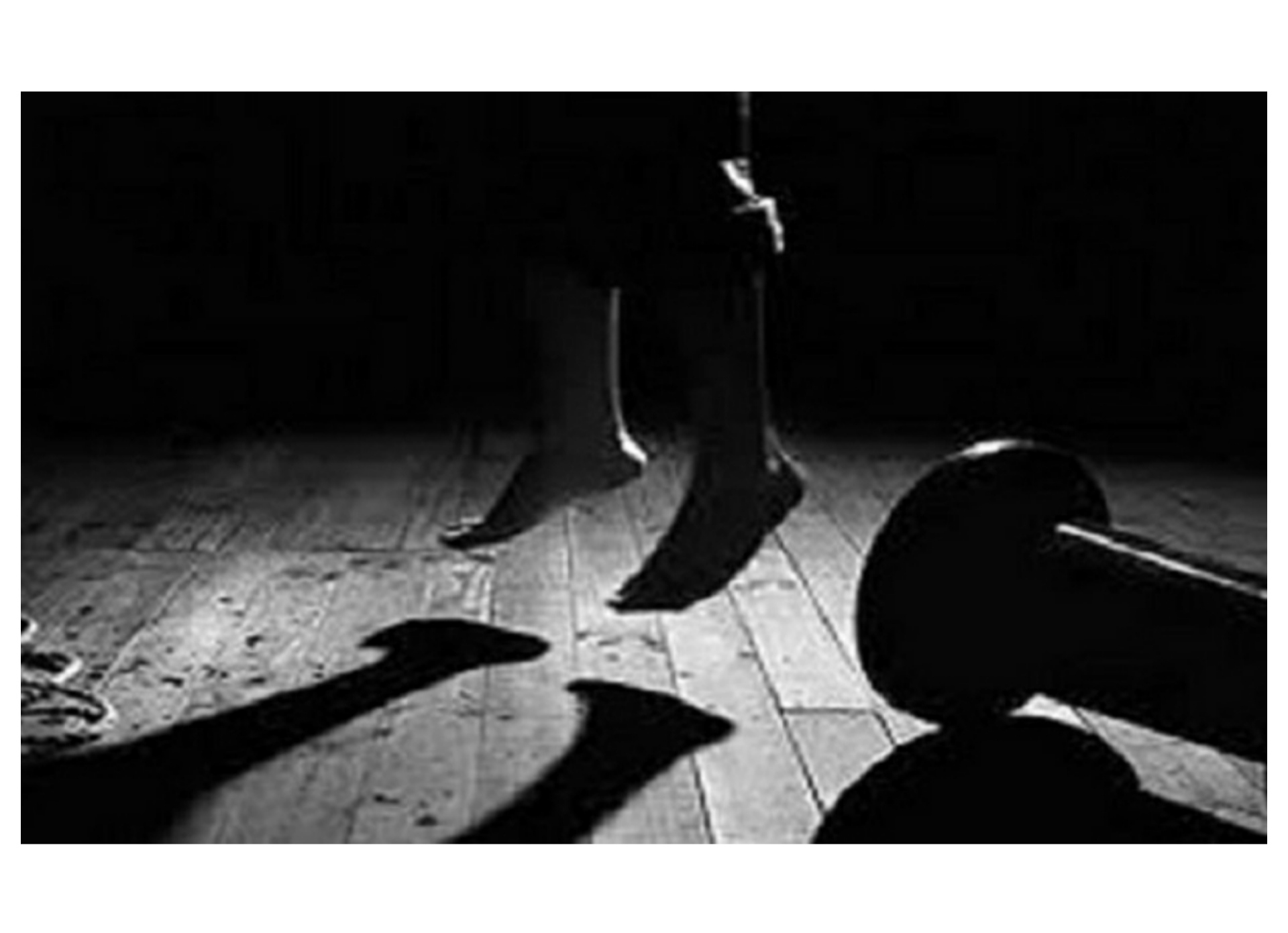 কর্ণফুলীতে স্কুল শিক্ষকের ঝুলন্ত লাশ উদ্ধার