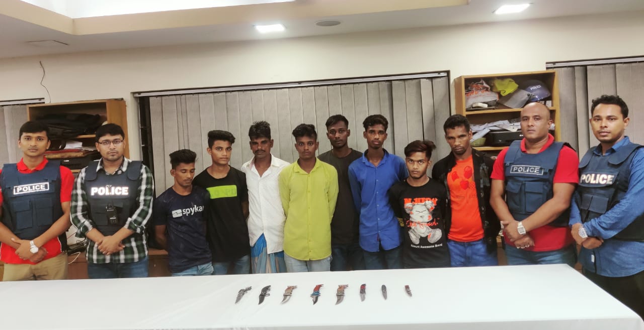 কোতোয়ালি থেকে ৮ ডাকাত গ্রেফতার