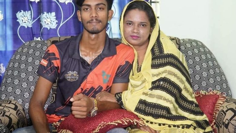 ছাত্রকে বিয়ে করা সেই কলেজ শিক্ষিকার ঝুলন্ত লাশ উদ্ধার