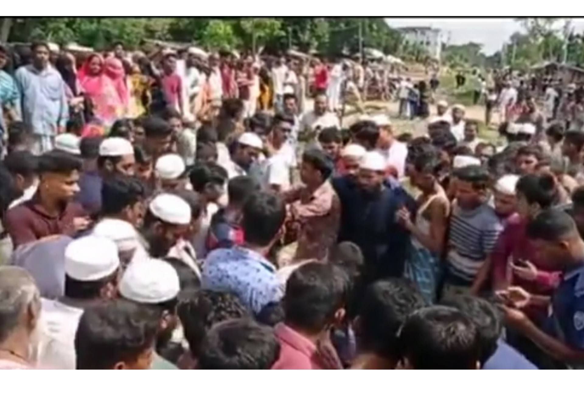 হাটহাজারীতে ট্রেনে কাটা পড়ে নূরানী মাদ্রাসা শিক্ষার্থীর মৃত্যু