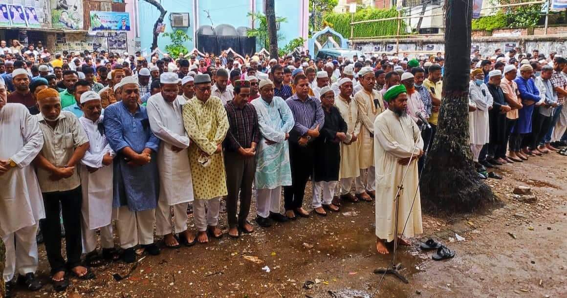 আন্দোলন দমাতে নিষ্ঠুরতার পথ বেছে নিয়েছে সরকার : শাহাদাত