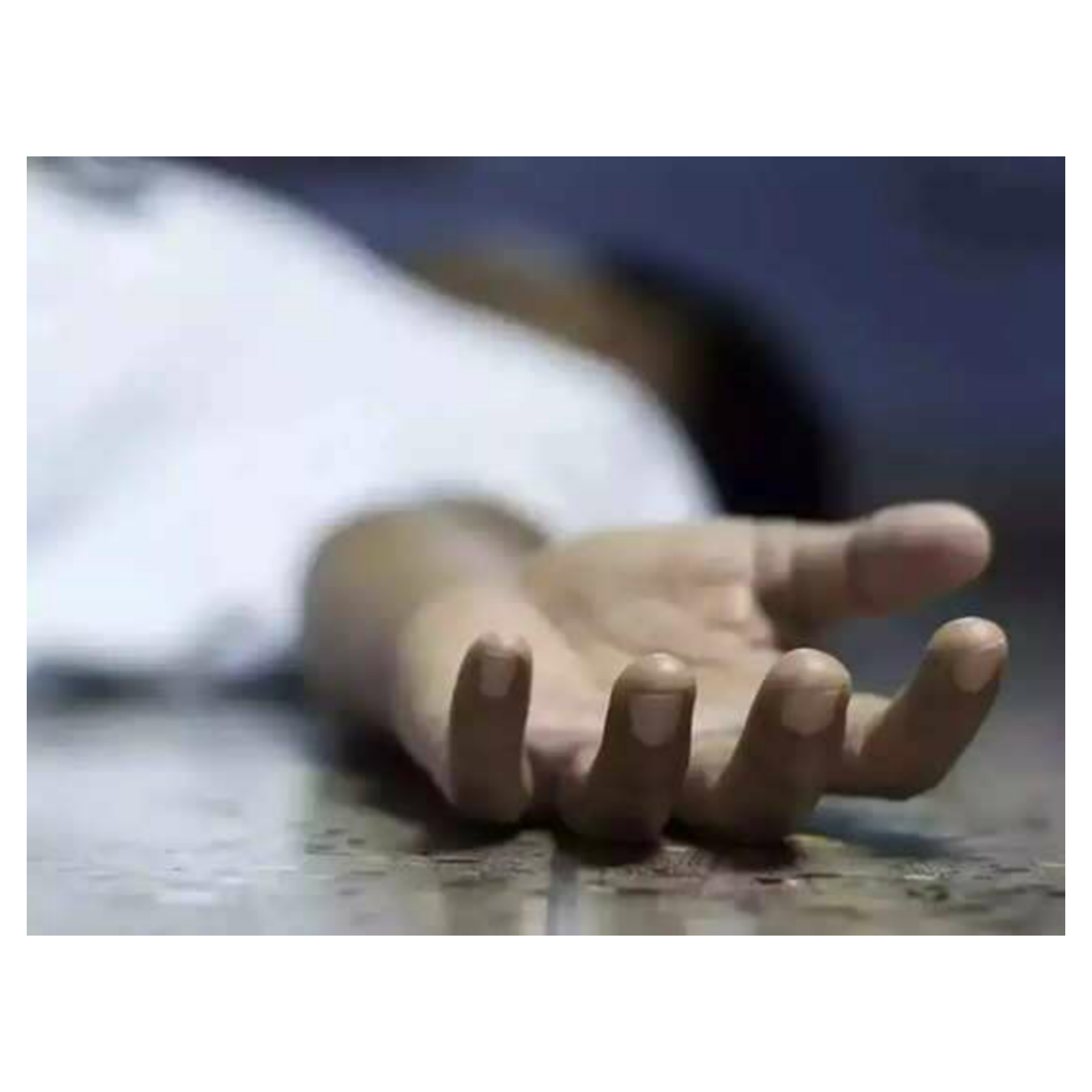 ফটিকছড়িতে স্কুল ছাত্রীর  রহস্যজনক মৃত্যু, মধ্যরাতে গোপনে দাফন