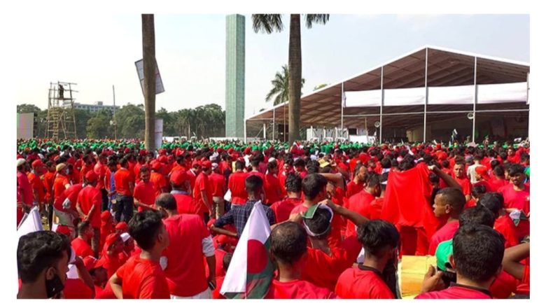 রাজধানীতে যুবলীগের সমাবেশে নেতাকর্মীদের ঢল