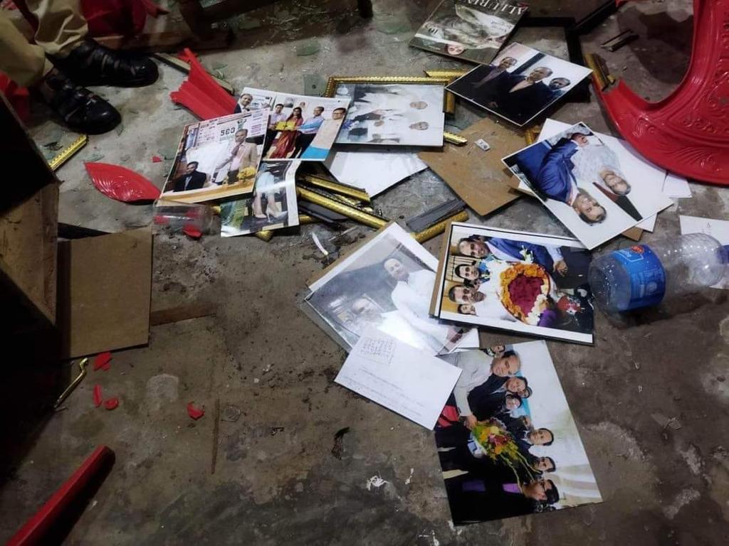 সন্দ্বীপে সেবা প্রতিষ্ঠানে তান্ডব,প্রধানমন্ত্রীর ছবিও যায়নি বাদ