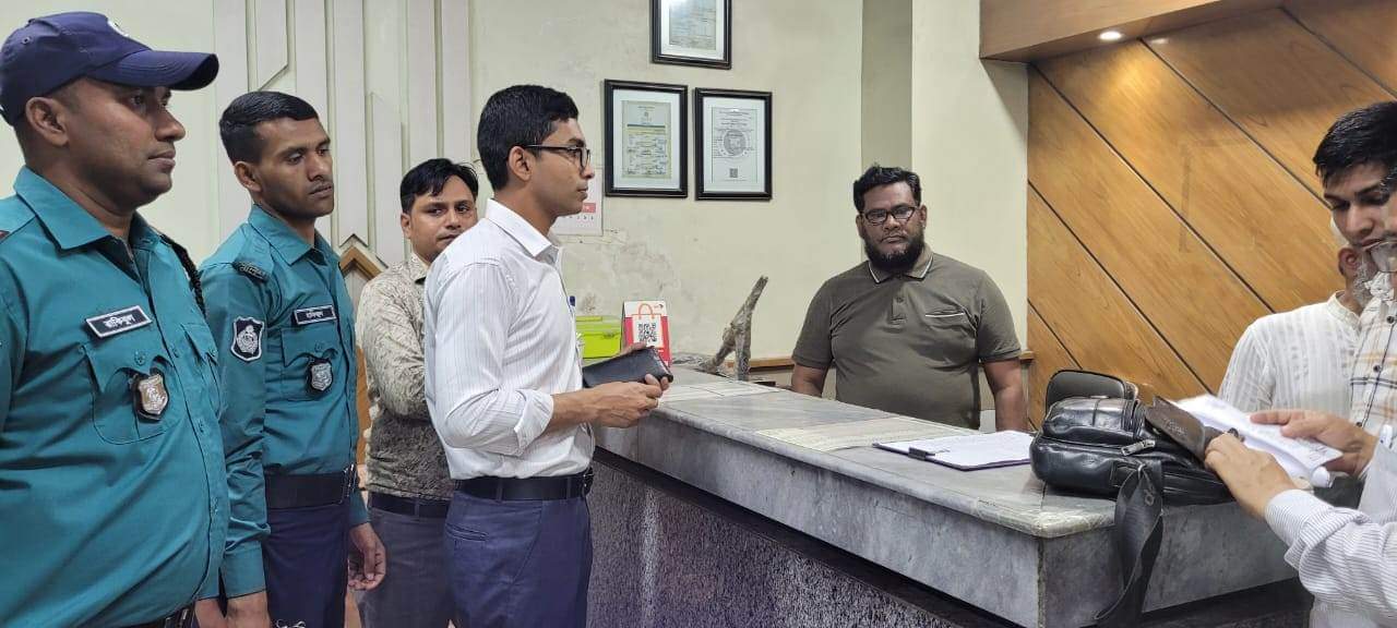 নগরীতে বিভিন্ন হোটেলে অভিযান চালিয়ে&nbsp; ১ লাখ ৪০ হাজার টাকা জরিমানা