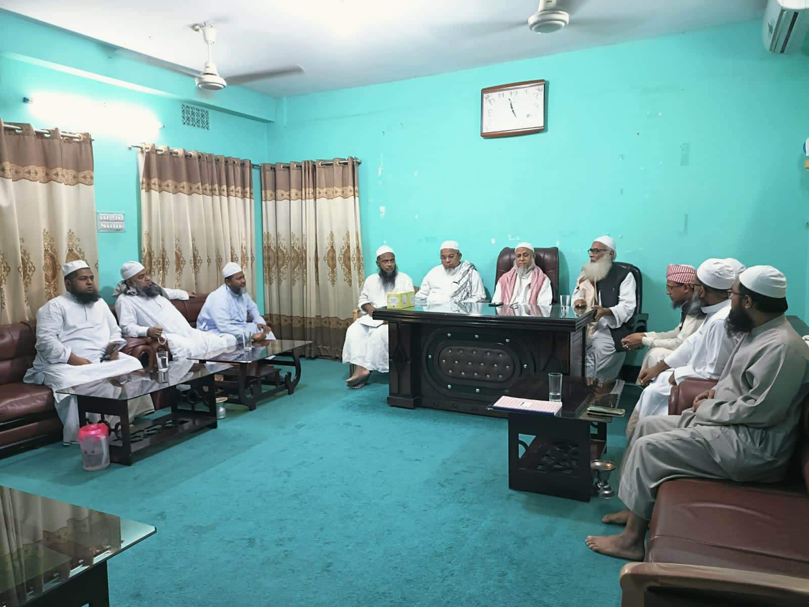 ঈদের আগে কারাবন্দী আলেমদের মুক্তির দাবি হেফাজতের