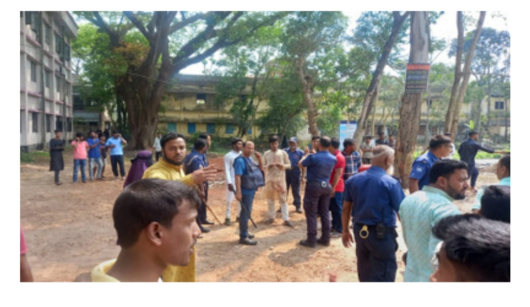 স্বাধীনতা দিবসেও মারামারিতে ব্যস্ত  ছাত্রলীগ