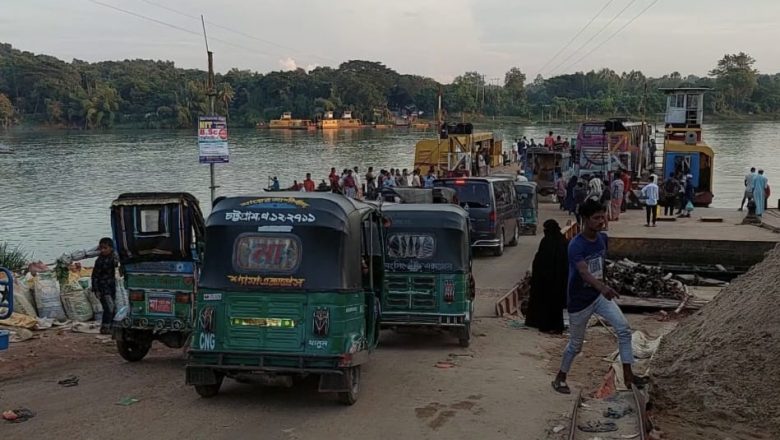চন্দ্রঘোনা ফেরিঘাটে ৩২ বছরেও নির্মিত হয়নি সেতু, ভোগান্তির শেষ নেই