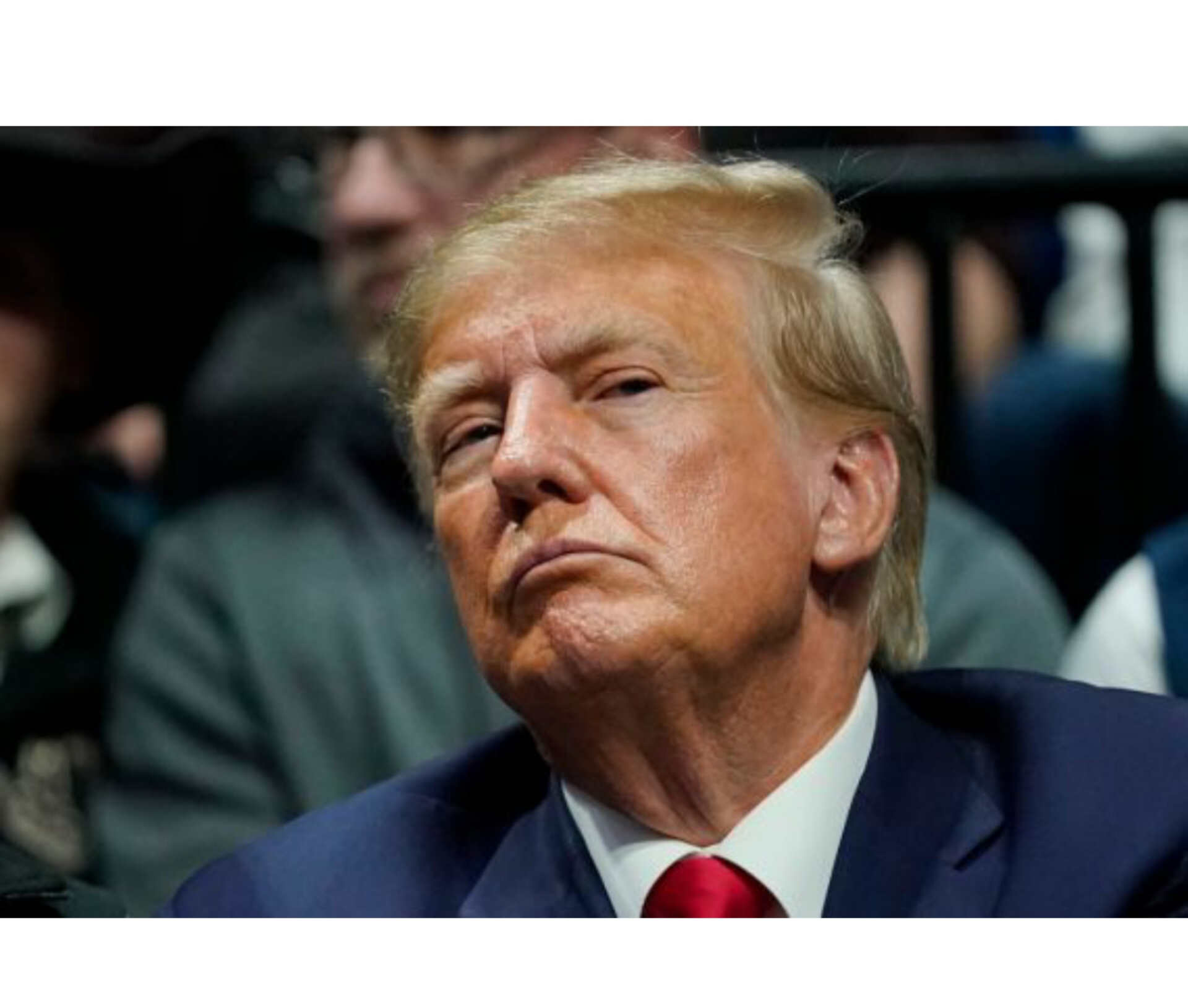 ডোনাল্ড ট্রাম্প গ্রেফতার