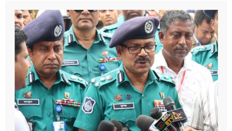 নগরীতে ইজারা ছাড়া গরুর বাজার বসালে আইনি ব্যবস্থা নেবেন : সিএমপি কমিশনার