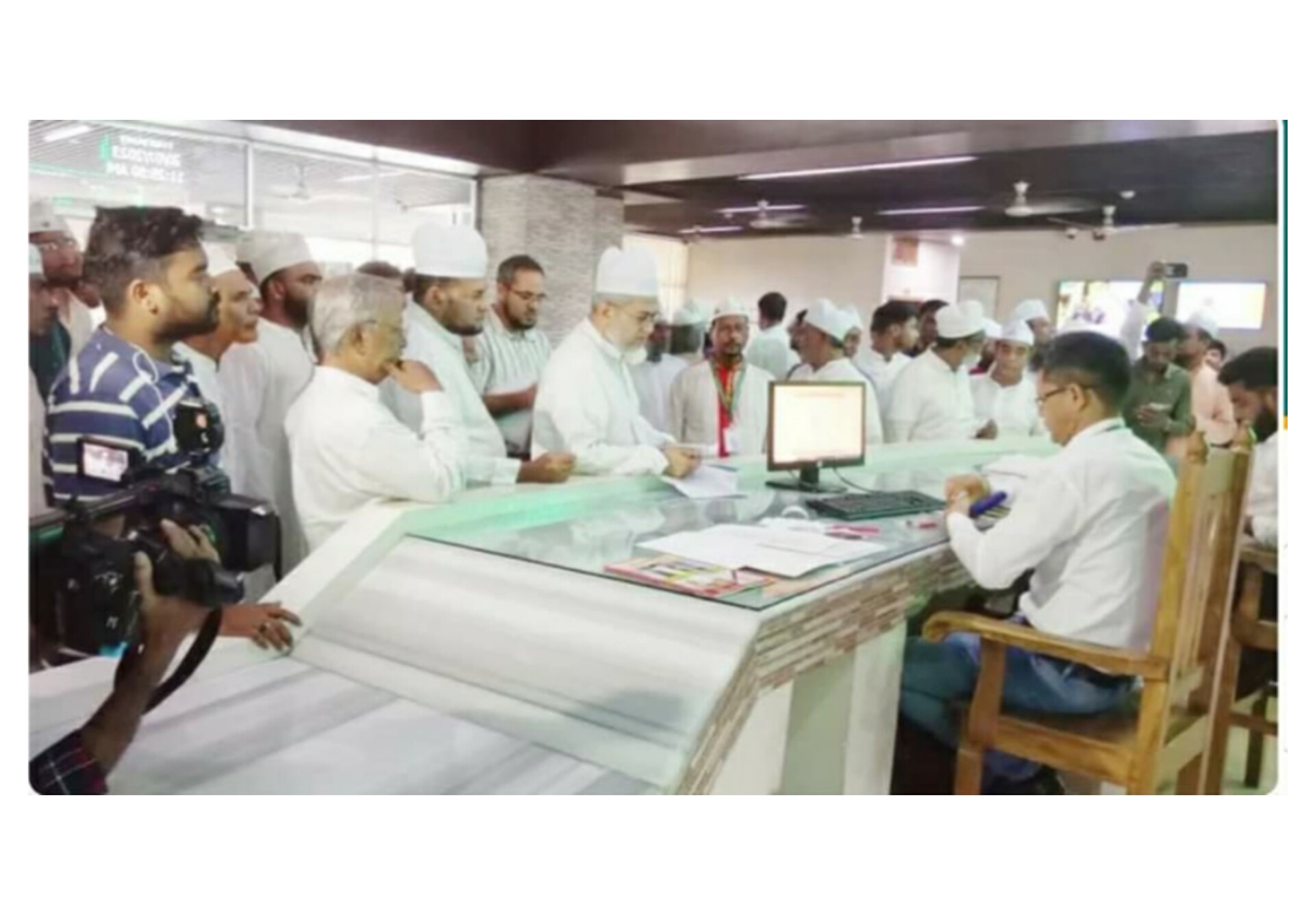 পারিবারিক খানকা দখল করে বিএসপির কার্যালয় তৈরির অভিযোগ সাইফুদ্দিন ভান্ডারীর বিরুদ্ধে