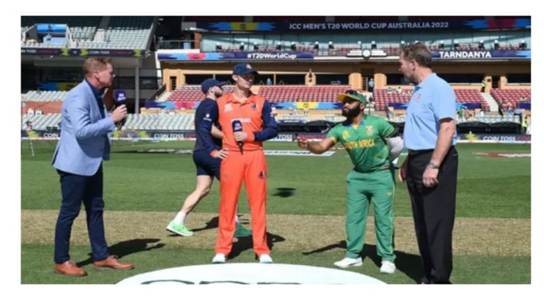 বৃষ্টিতে বিঘ্নিত ম্যাচে টস জিতে বোলিংয়ে দক্ষিণ আফ্রিকা