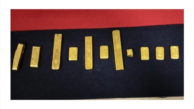 ভারতে সোনার বার পাচারে জড়িত ২ বাঙালি আটক