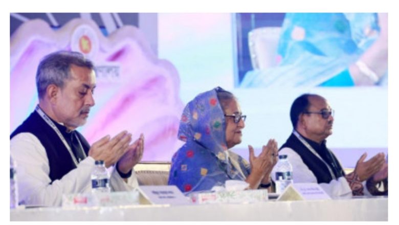 কক্সবাজার আইকনিক রেলস্টেশনসহ ১৫ প্রকল্পের উদ্বোধন করলেন প্রধানমন্ত্রী