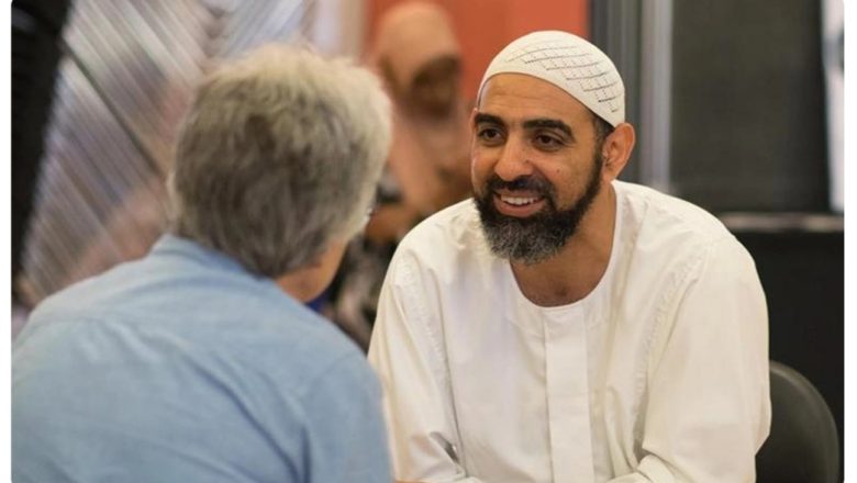 অন্যের কথা শোনার ক্ষেত্রে ইসলামের চার শিষ্টাচার