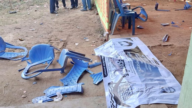 ফটিকছড়িতে নৌকার নির্বাচনী অফিস ভাঙচুর করলো দুর্বৃত্তরা