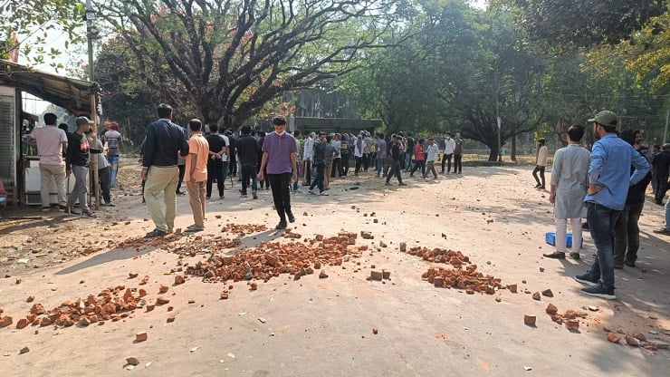 চবিতে ফের ছাত্রলীগের সংঘর্ষ, আতঙ্কে সাধারণ শিক্ষার্থী