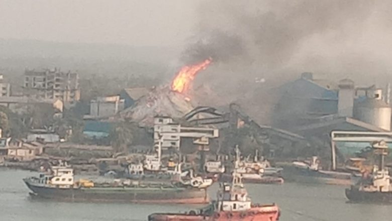 পুরোপুরি নিয়ন্ত্রণে আসেনি এস আলমের সুগার মিলের আগুন