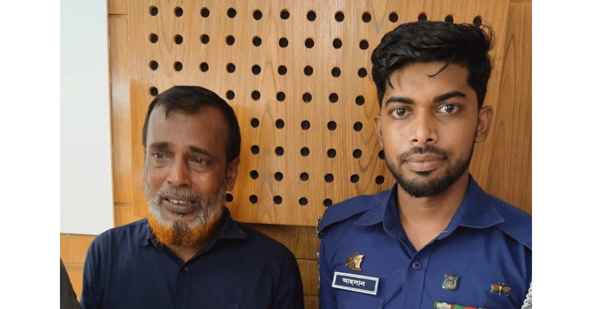 বাস চাপায় চুয়েট শিক্ষার্থী নিহতের ঘটনায় ঘাতক  চালক গ্রেফতার