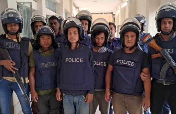 বান্দরবানে আরও ৪ কেএনএফ সদস্য আটক