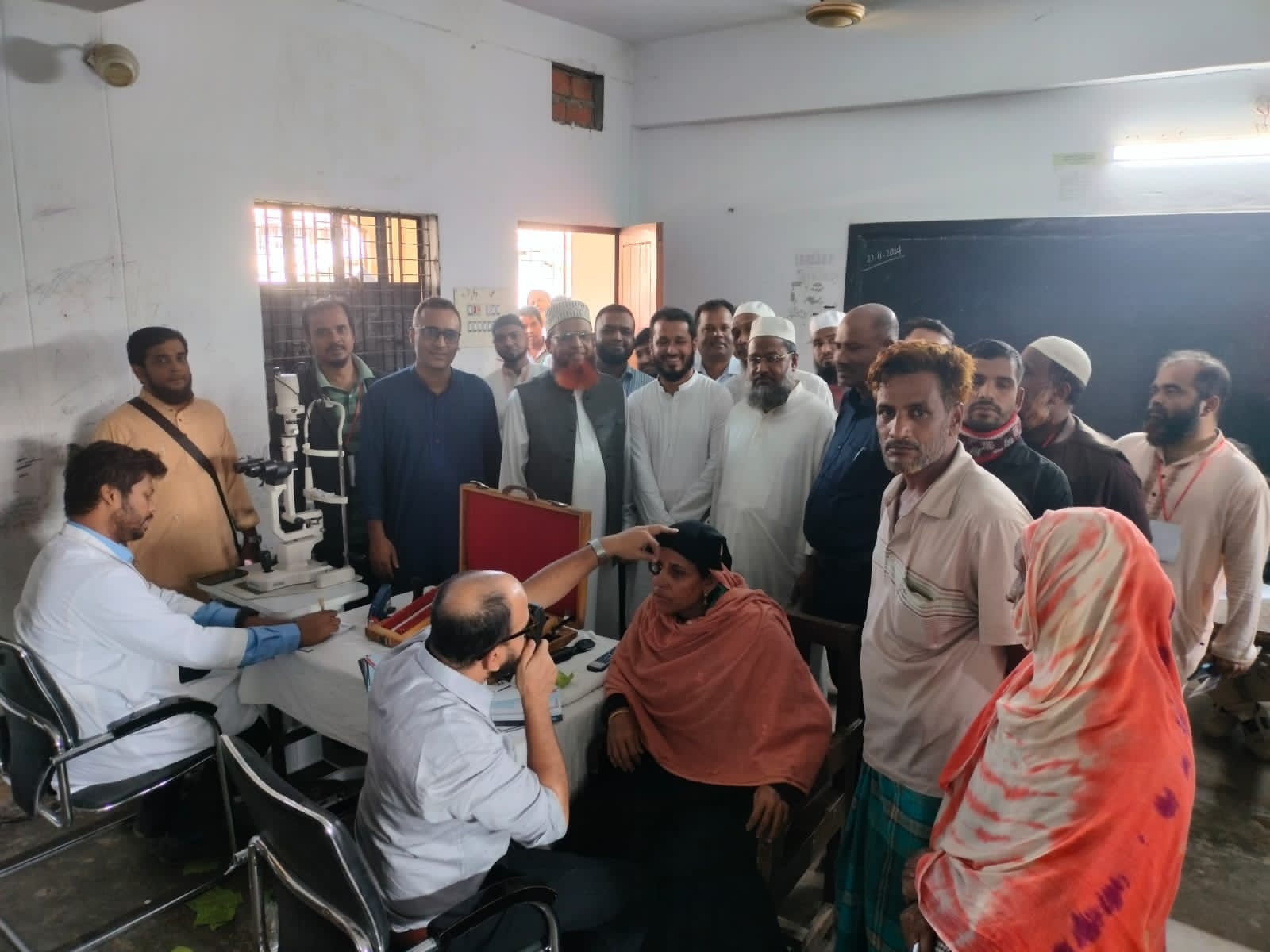 আনোয়ারায় ৬শ রোগীকে বিনামূল্যে চক্ষু সেবা প্রদান