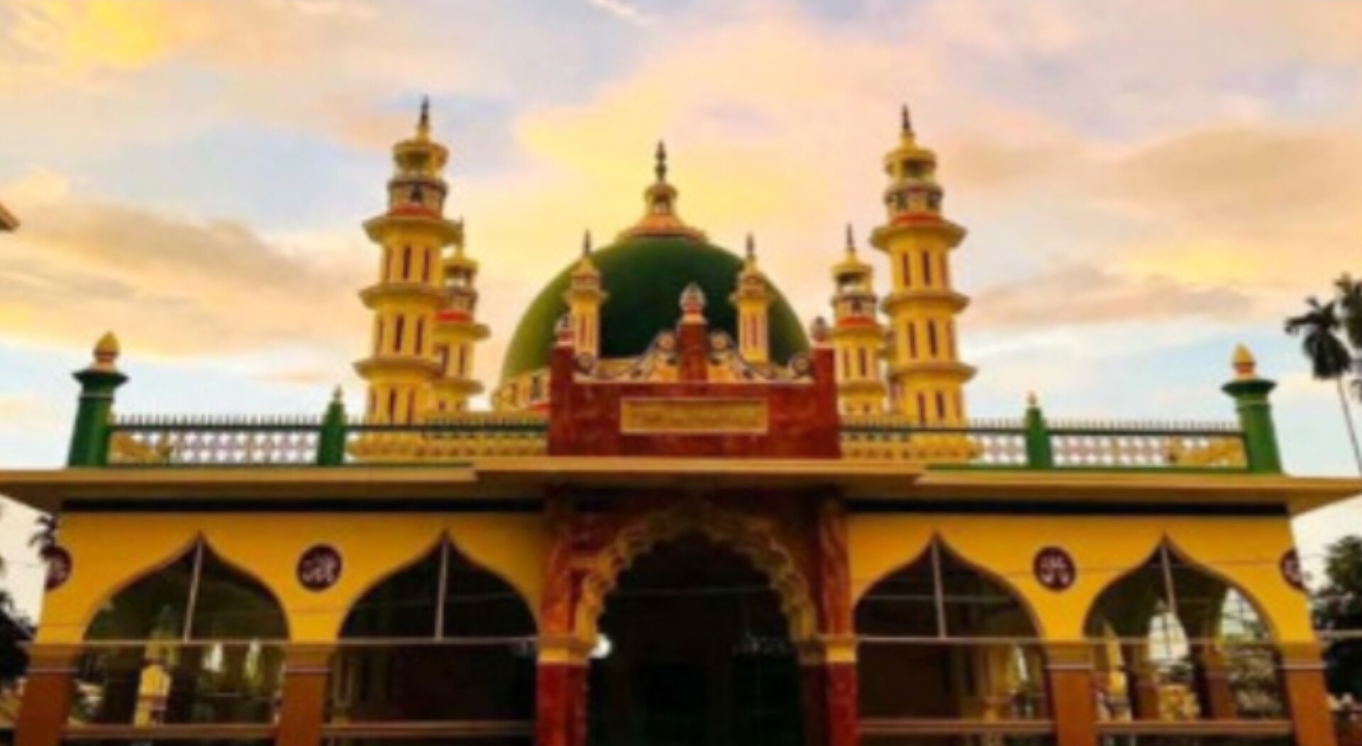 সাতকানিয়ার মির্জারখলীল অনুসারীদের আজ থেকে রোজা