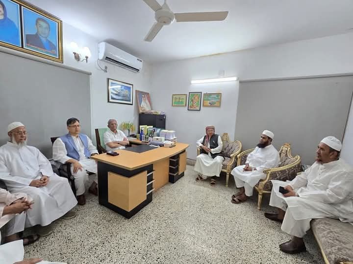 সেই বৈঠকে বিএনপিকে কি বলেছে হেফাজত