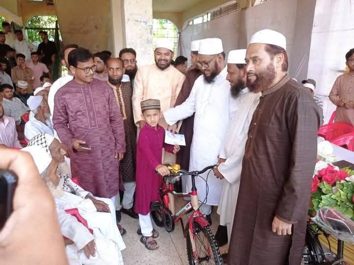 ৪১ দিন পাঁচ ওয়াক্ত নামাজ জামায়াতে পড়ে সাইকেল জিতলেন ১৭ শিশু