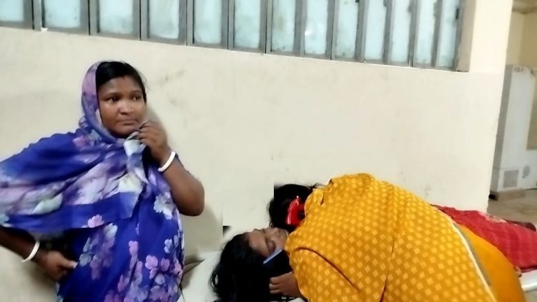 পটিয়ায় ফাঁস লাগিয়ে নারীর আত্মহত্যা, পরিবারে শোক