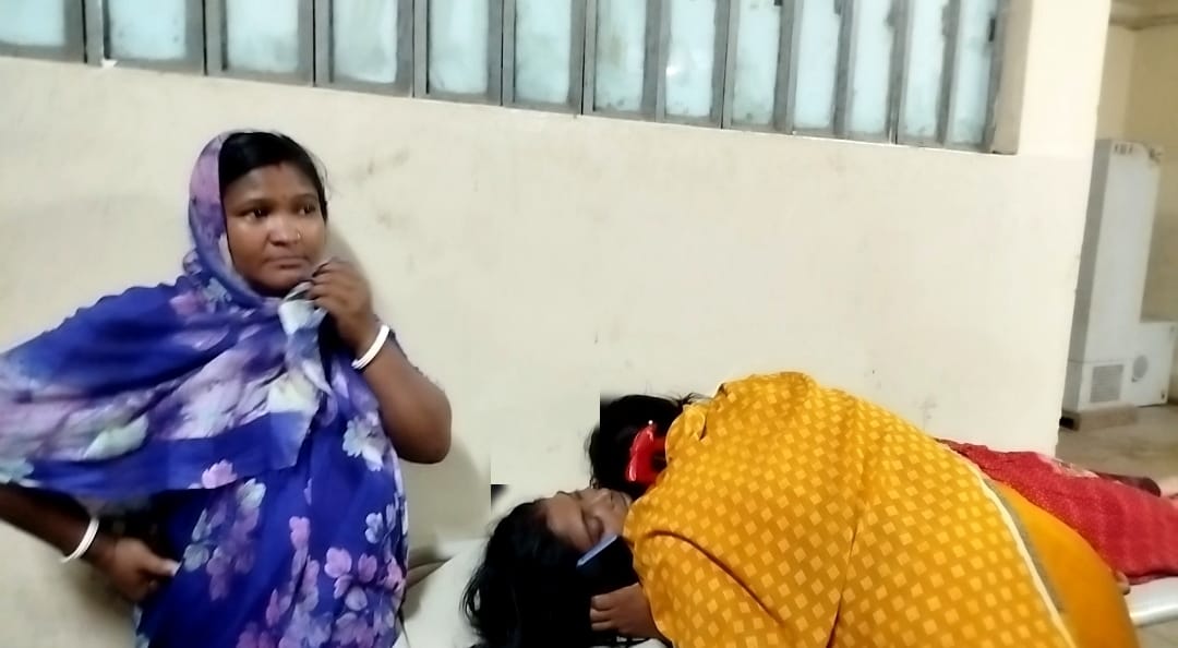 পটিয়ায় ফাঁস লাগিয়ে নারীর আত্মহত্যা, পরিবারে শোক