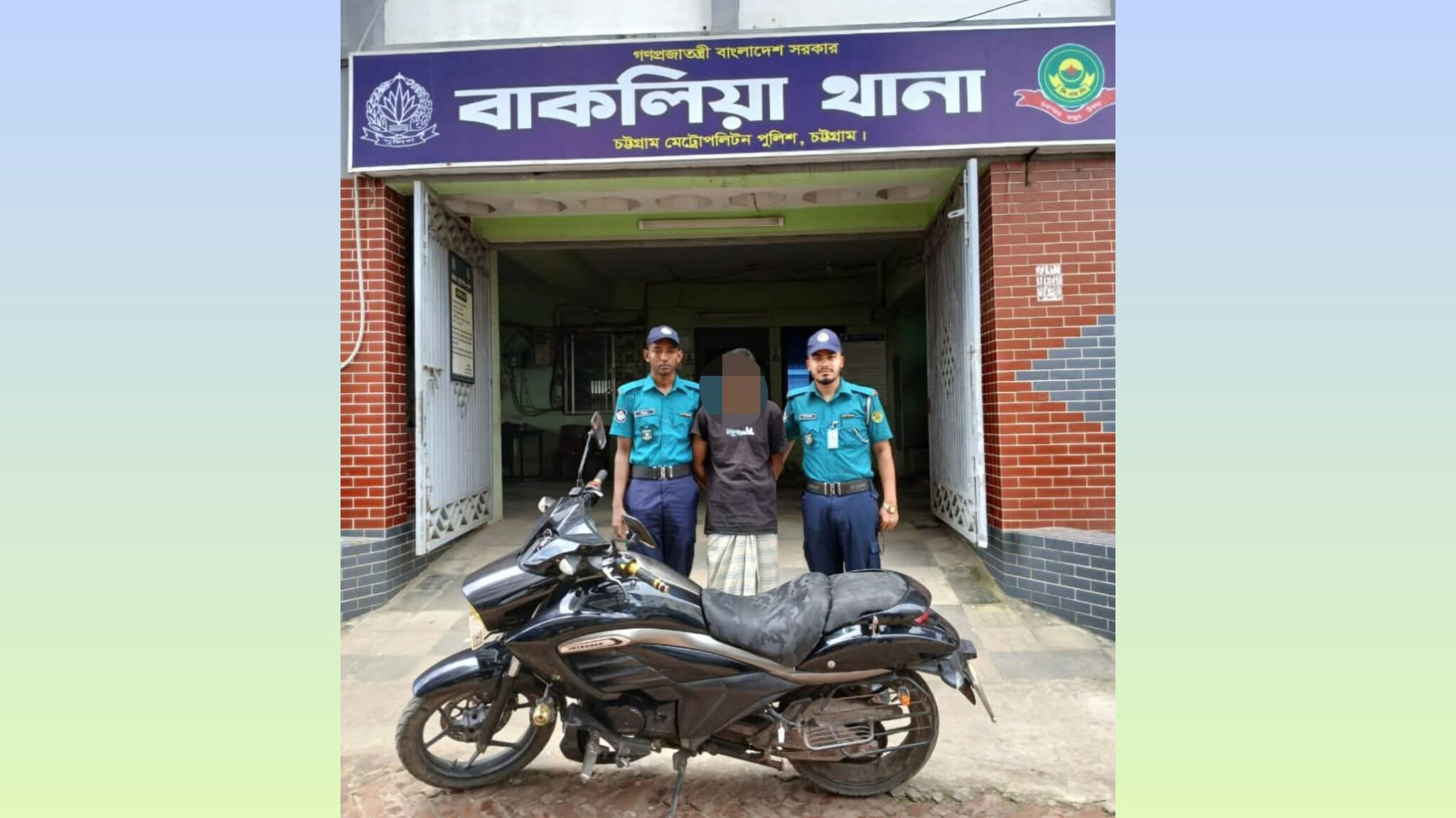 বাকলিয়া থানা পুলিশের অভিযানে আত্মসাৎকৃত মোটরসাইকেলসহ আসামি গ্রেফতার