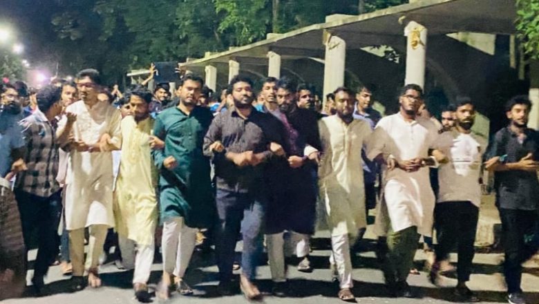 চবিতে সন্ত্রাসীদের বিচারের দাবিতে শিবিরের বিক্ষোভ