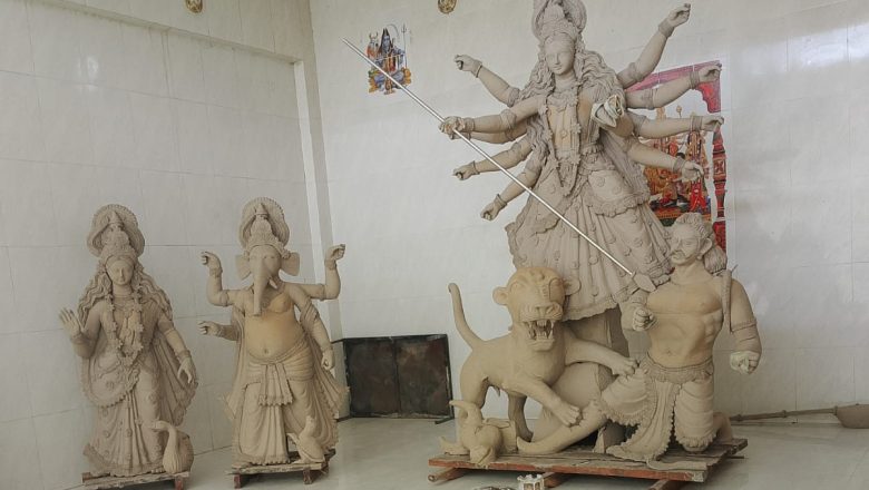 ফটিকছড়িতে ১২৭ মণ্ডপে দুর্গাপূজার প্রস্তুতি