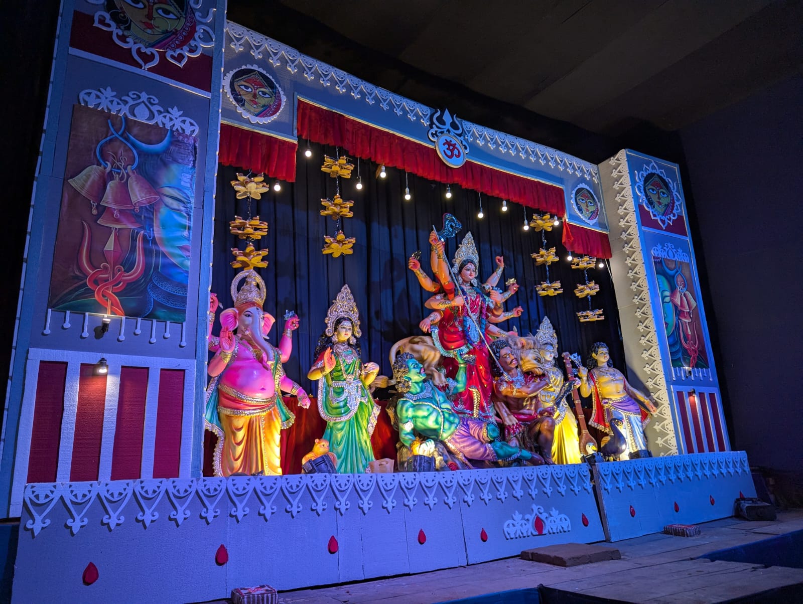 আজ মহাষষ্ঠী, শুরু শারদীয় দুর্গোৎসব