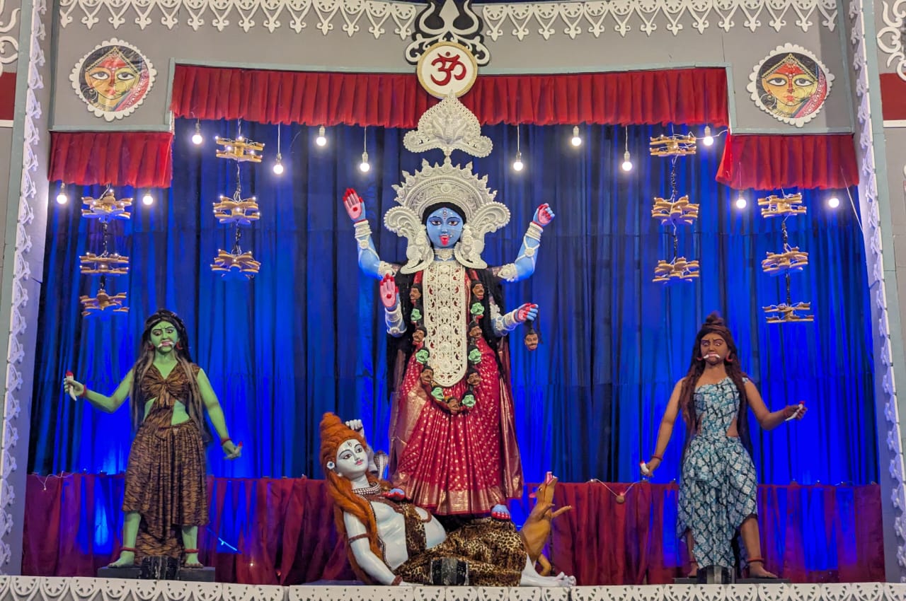 সনাতন ধর্মের দ্বিতীয় বৃহত্তম উৎসব শ্যামা পূজা ও দীপাবলী আজ