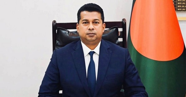 চট্রগ্রামে ডিসি হিসেবে দায়িত্ব নিলেন জাহিদুল ইসলাম মিঞা