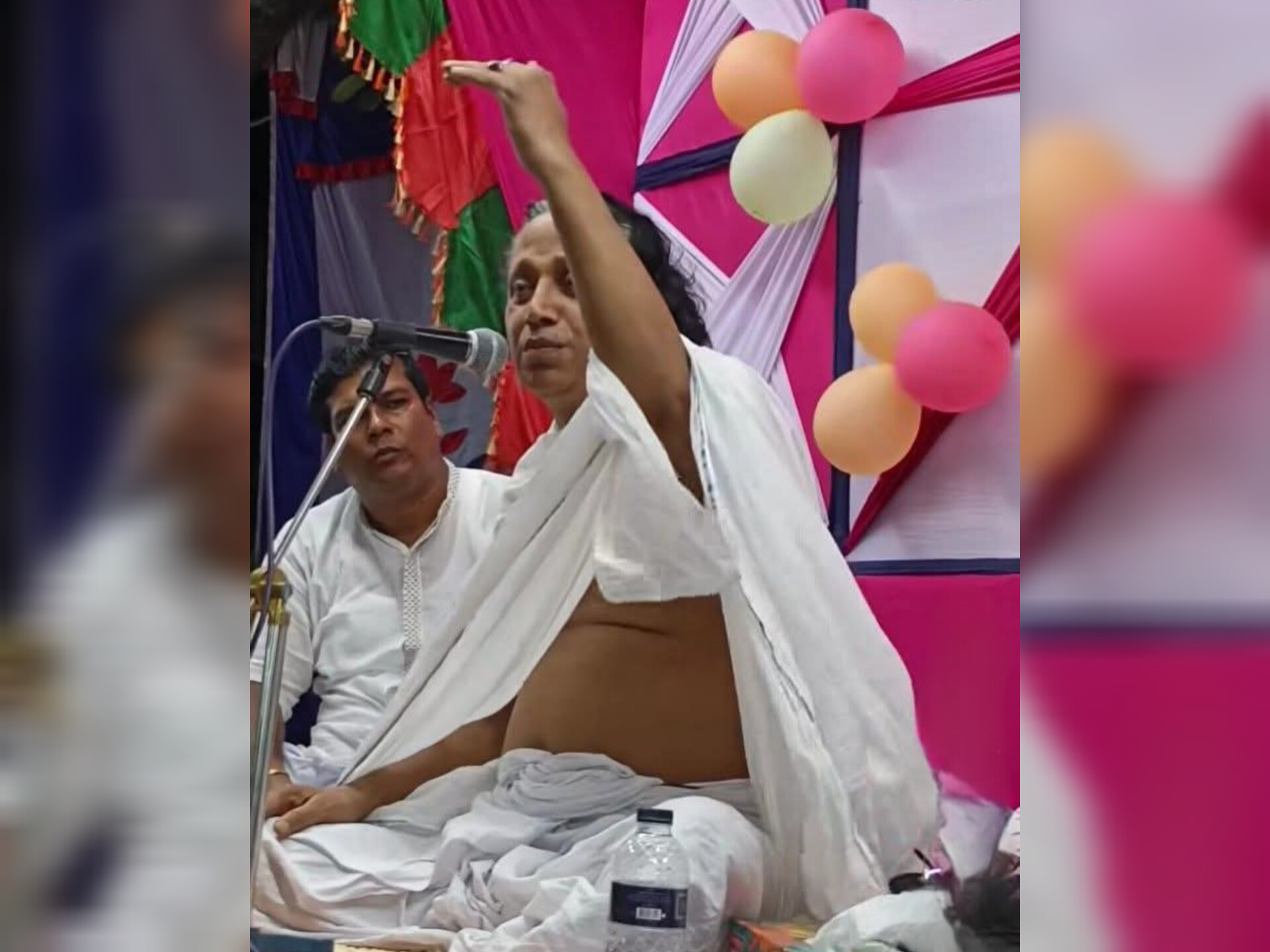 বাউল মতবাদ ঘিরে দেশজুড়ে তীব্র বিতর্ক