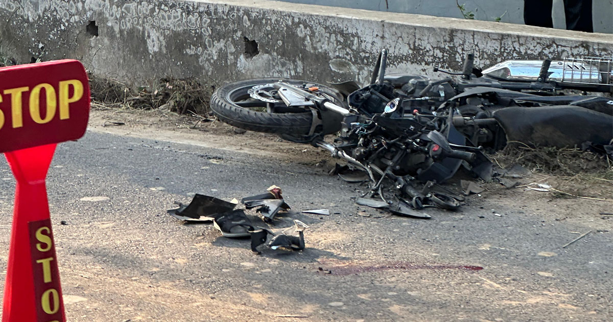 সাতকানিয়ায় বাসচাপায় ২ মোটরসাইকেল আরোহীর নিহত, আহত ২