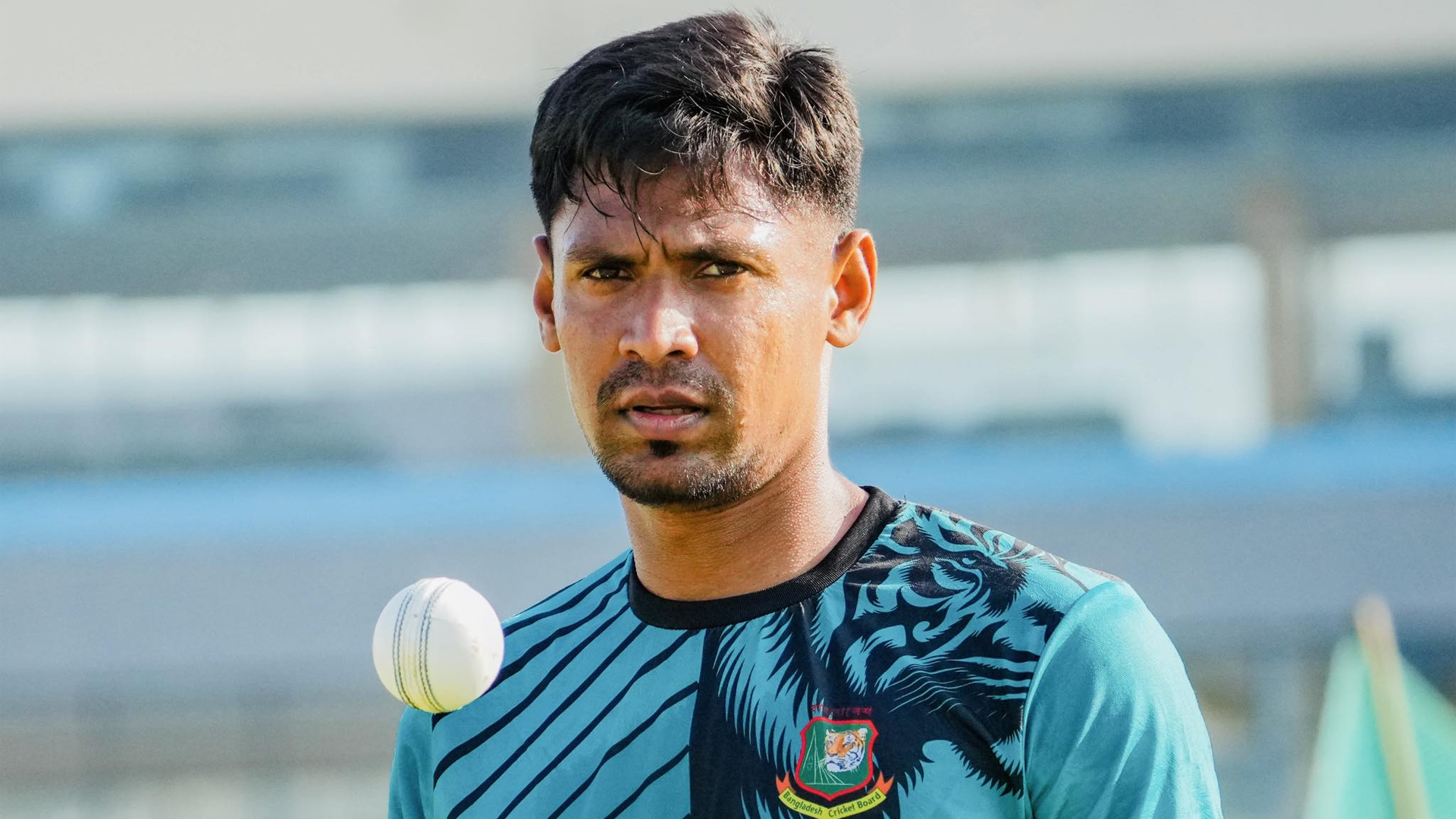 মোস্তাফিজকে স্কোয়াড থেকে ছেড়ে দিলো কলকাতা