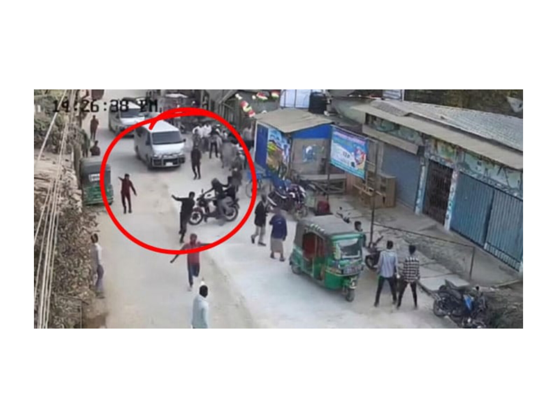 জঙ্গল সলিমপুরে গোলাগুলিতে র‍্যাব কর্মকর্তা নিহত, তিন সদস্য জিম্মি