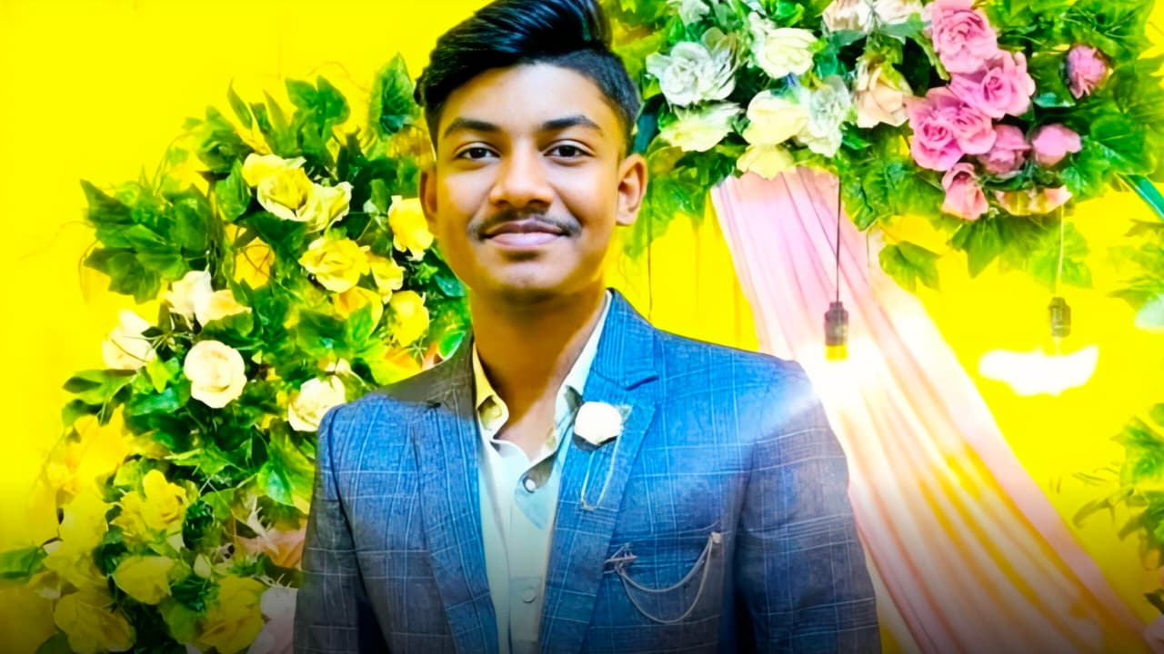 হাটহাজারীতে ওয়াই-ফাইয়ের কাজ করতে গিয়ে বিদ্যুৎস্পৃষ্টে যুবকের মৃত্যু