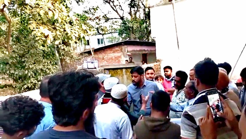 সীতাকুণ্ডে মহিলা জামায়াতের কর্মীদের হেনস্তার বিএনপি নেতাদের বিরুদ্ধে