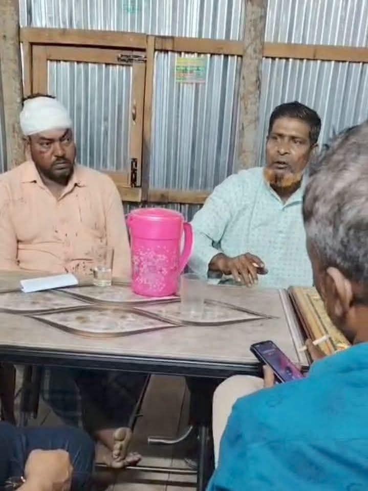 ফটিকছড়িতে অবৈধ মাটি কাটাকে কেন্দ্র করে বিএনপি–ছাত্রদলের সংঘর্ষ, আহত ৮