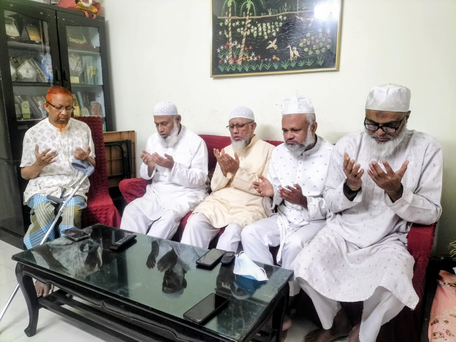 ​অসুস্থ প্রবীণ রুকন আব্দুল হাকিমকে দেখতে গেলেন চট্টগ্রাম মহানগরী জামায়াত আমীর