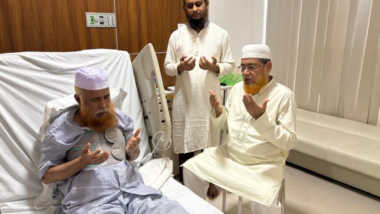 বিশিষ্ট আলেমে দ্বীন অসুস্থ হাফেজ মাওলানা মুহাম্মদ তৈয়বকে হাসপাতালে দেখতে যান মুহাম্মদ শাহজাহান